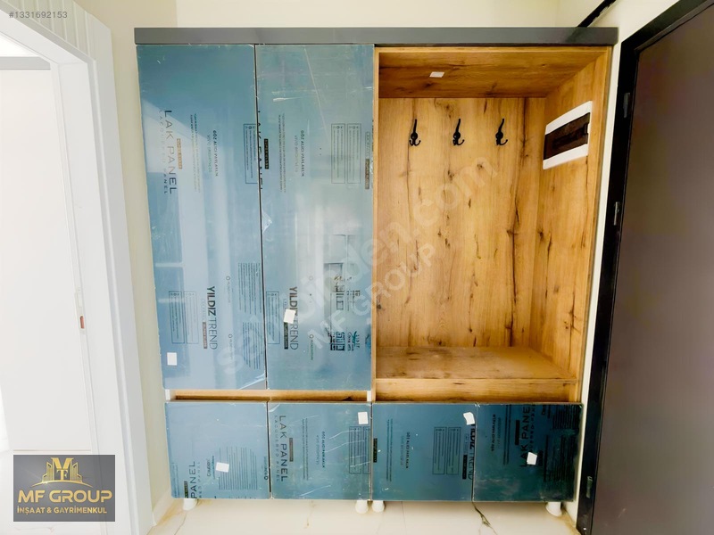 Fecr'den Satılık 2+1 Lüks Yerden Isıtma-site İçinde Daire — fotoğraf 3