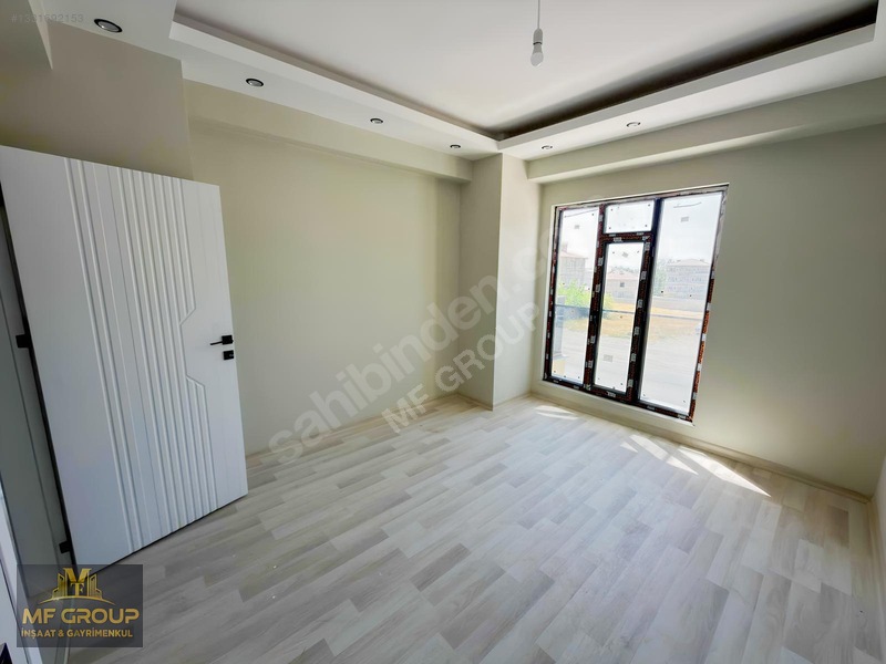 Fecr'den Satılık 2+1 Lüks Yerden Isıtma-site İçinde Daire — fotoğraf 17