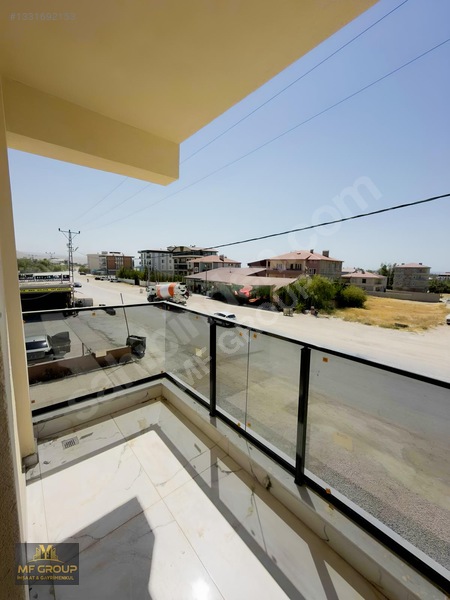 Fecr'den Satılık 2+1 Lüks Yerden Isıtma-site İçinde Daire — fotoğraf 21