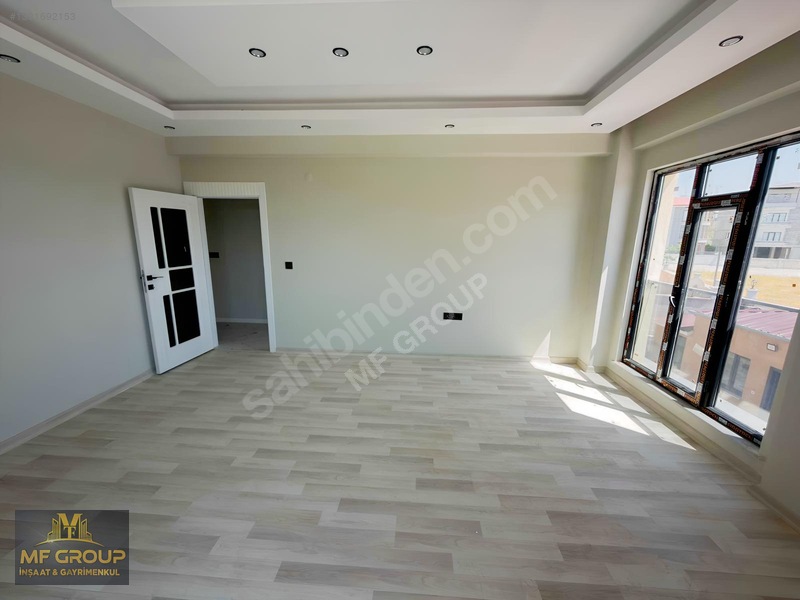 Fecr'den Satılık 2+1 Lüks Yerden Isıtma-site İçinde Daire — fotoğraf 23