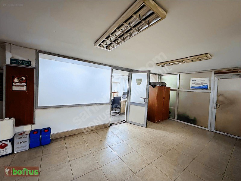 Küsgette Köşe Başı | 3000 M² Kapalı Alan | Tır Girişli Fabrika — fotoğraf 14