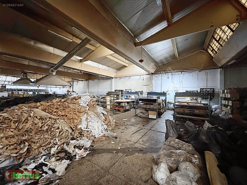 Küsgette Köşe Başı | 3000 M² Kapalı Alan | Tır Girişli Fabrika — fotoğraf 33