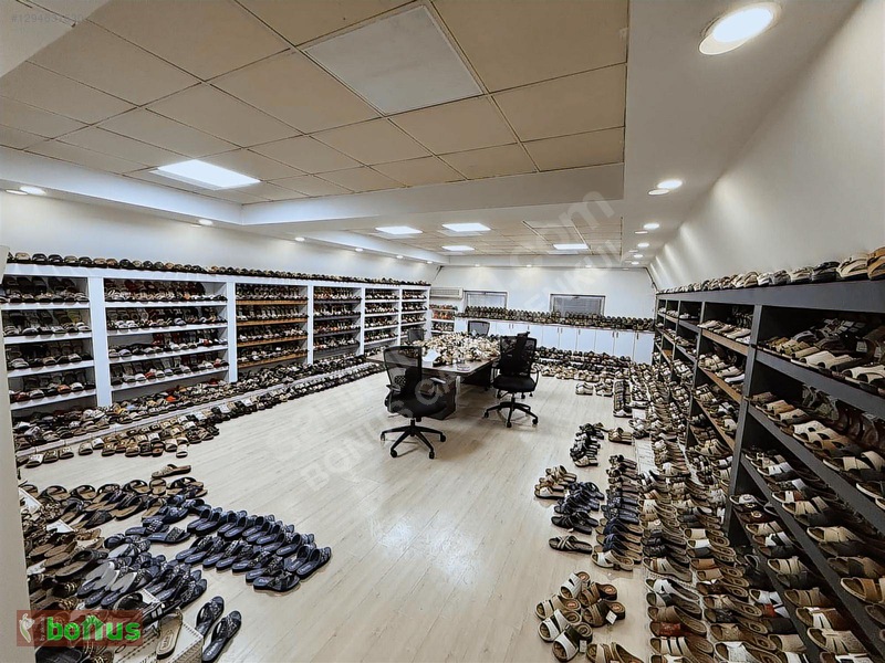 Küsgette Köşe Başı | 3000 M² Kapalı Alan | Tır Girişli Fabrika — fotoğraf 58