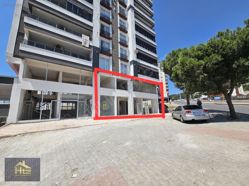Üngüt Ptt Altında-Köşe Başı-Ekstra Alanlı-3 Katlı Kiralık Dükkan