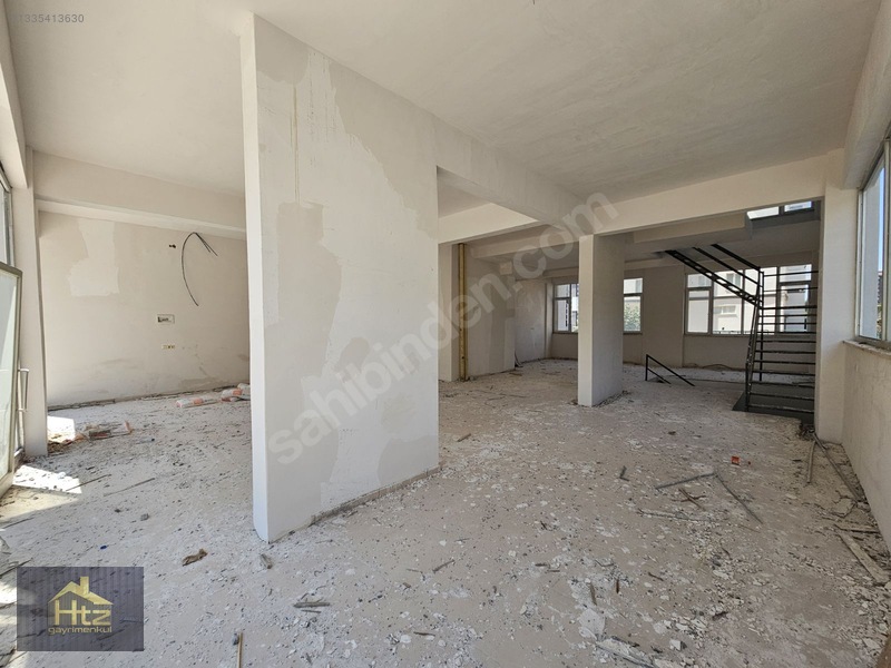 Üngüt Ptt Altında-köşe Başı-ekstra Alanlı-3 Katlı Kiralık Dükkan — fotoğraf 8