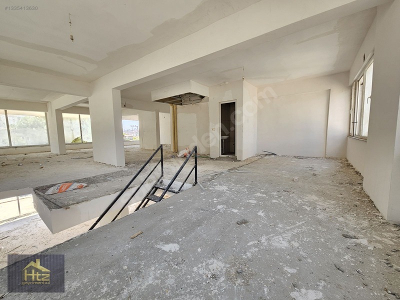 Üngüt Ptt Altında-köşe Başı-ekstra Alanlı-3 Katlı Kiralık Dükkan — fotoğraf 14