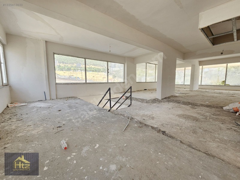 Üngüt Ptt Altında-köşe Başı-ekstra Alanlı-3 Katlı Kiralık Dükkan — fotoğraf 21