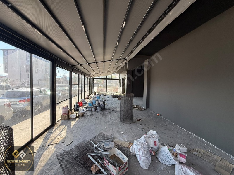 Egemen Emlak'tan 100.yıl'da Yola Cephe 560m² Kiralık Dükkan — fotoğraf 7