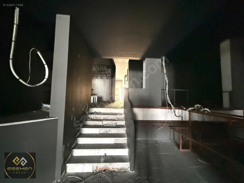 Egemen Emlak'tan 100.yıl'da Yola Cephe 560m² Kiralık Dükkan — fotoğraf 13