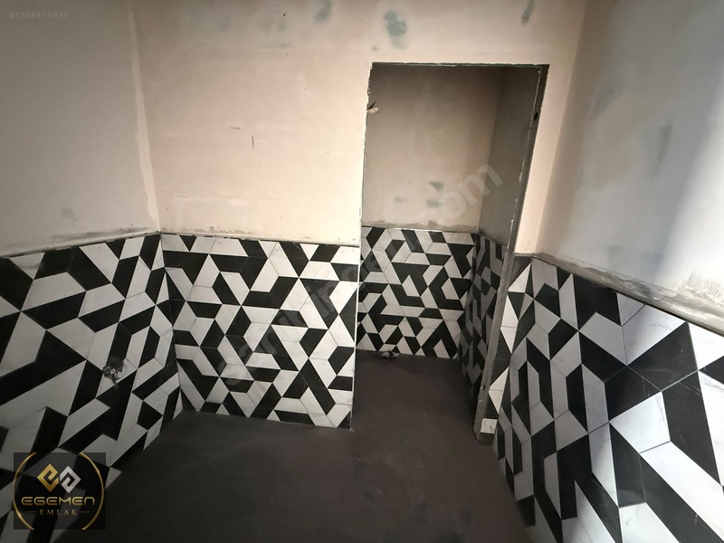 Egemen Emlak'tan 100.yıl'da Yola Cephe 560m² Kiralık Dükkan — fotoğraf 18