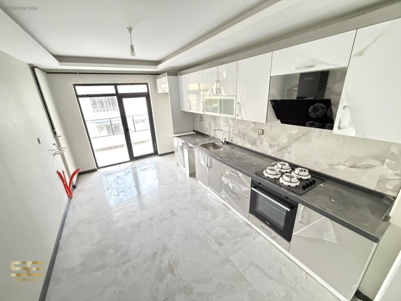 Saygın'dan 3+1 Cadde Üzeri 155m2 E.banyo Giyinme Odalı Daireler — fotoğraf 5