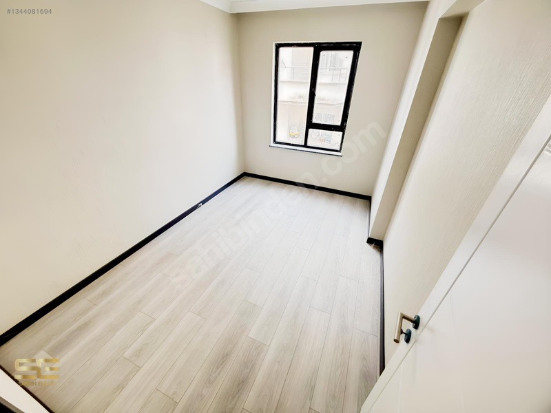 Saygın'dan 3+1 Cadde Üzeri 155m2 E.banyo Giyinme Odalı Daireler — fotoğraf 17