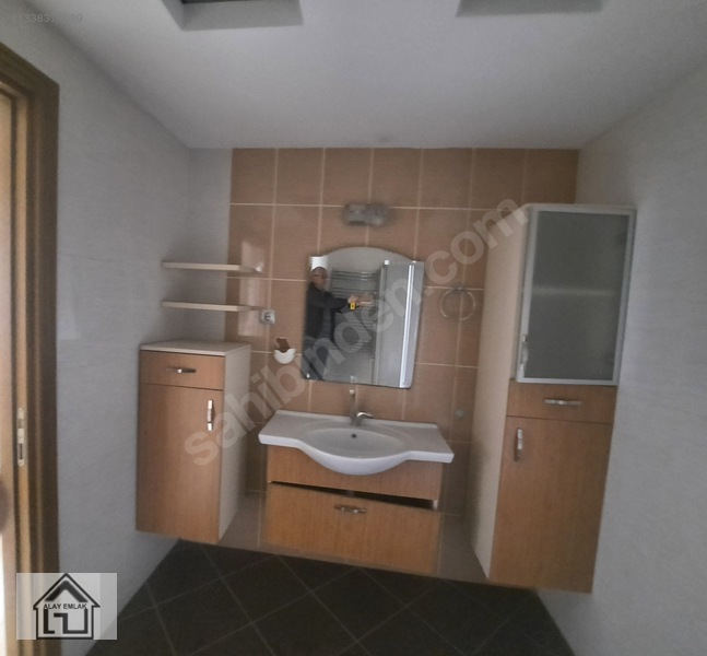 Belediye Evlerinde Bulvarda Sitede 4+1 Doğalgazlı Satılık Daire — fotoğraf 27