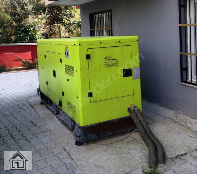 Belediye Evlerinde Bulvarda Sitede 4+1 Doğalgazlı Satılık Daire — fotoğraf 28