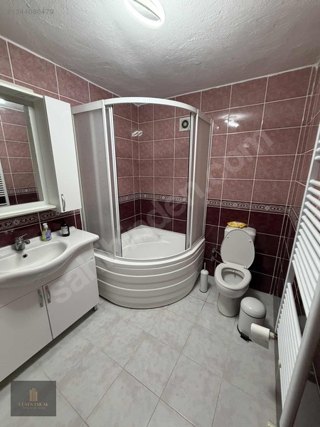 Güvenden Kurtuluşta Genç Binada Geniş 2+1 Kombili Eşyalı Daire — fotoğraf 17