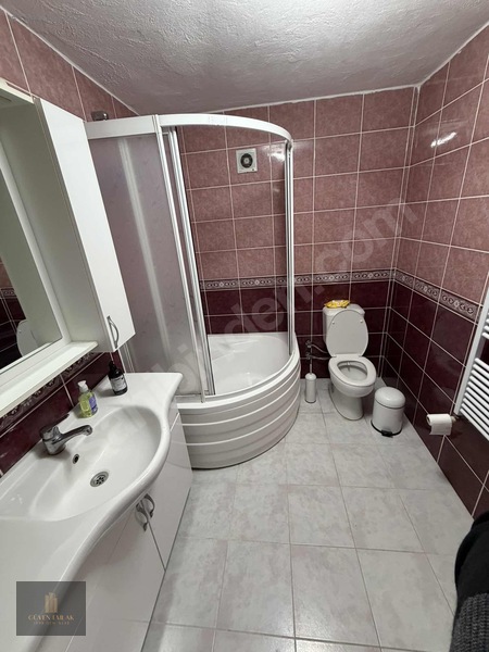 Güvenden Kurtuluşta Genç Binada Geniş 2+1 Kombili Eşyalı Daire — fotoğraf 19