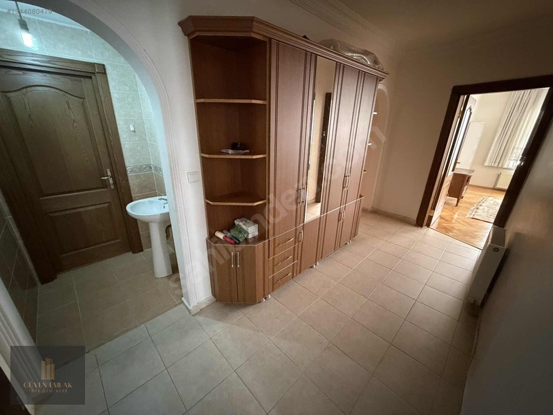 Güvenden Kurtuluşta Genç Binada Geniş 2+1 Kombili Eşyalı Daire — fotoğraf 26
