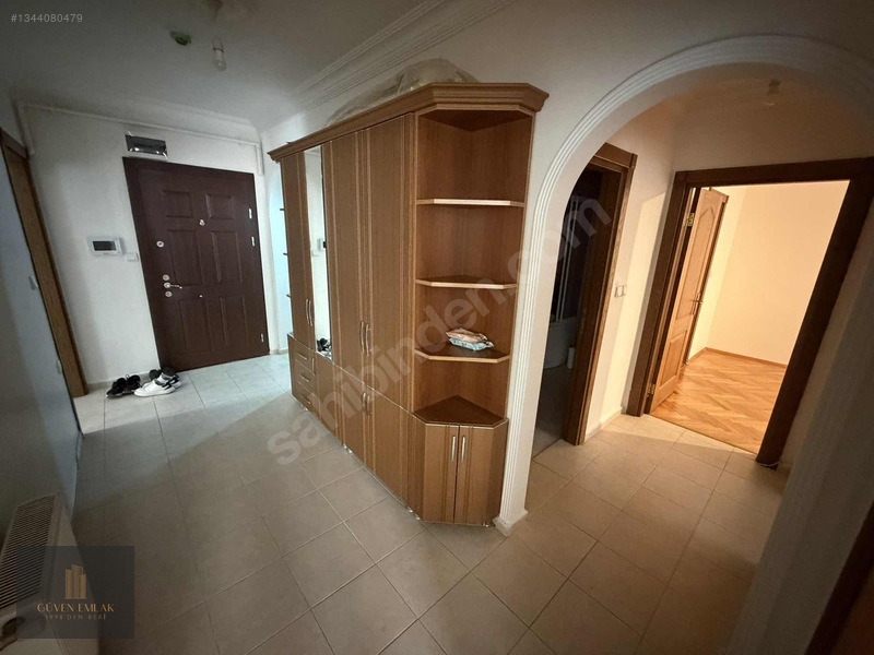 Güvenden Kurtuluşta Genç Binada Geniş 2+1 Kombili Eşyalı Daire — fotoğraf 28