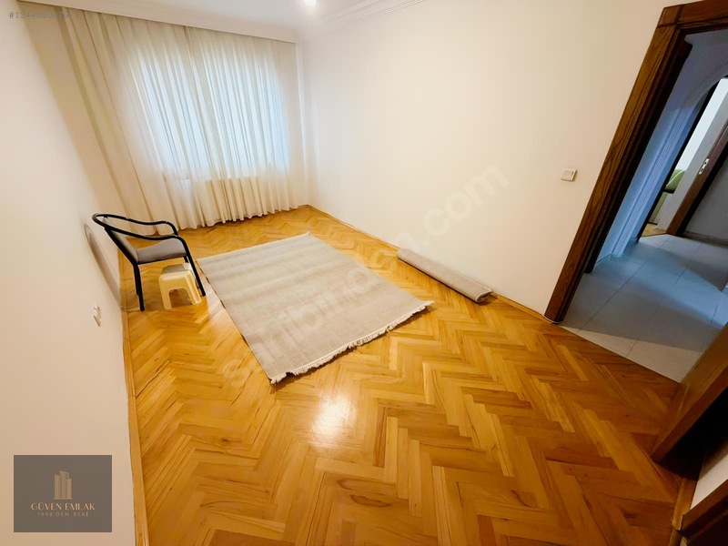 Güvenden Kurtuluşta Genç Binada Geniş 2+1 Kombili Eşyalı Daire — fotoğraf 32