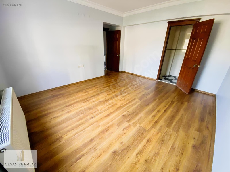 Serhat Mahallesinde 3+1 Kiralık Daire — fotoğraf 14