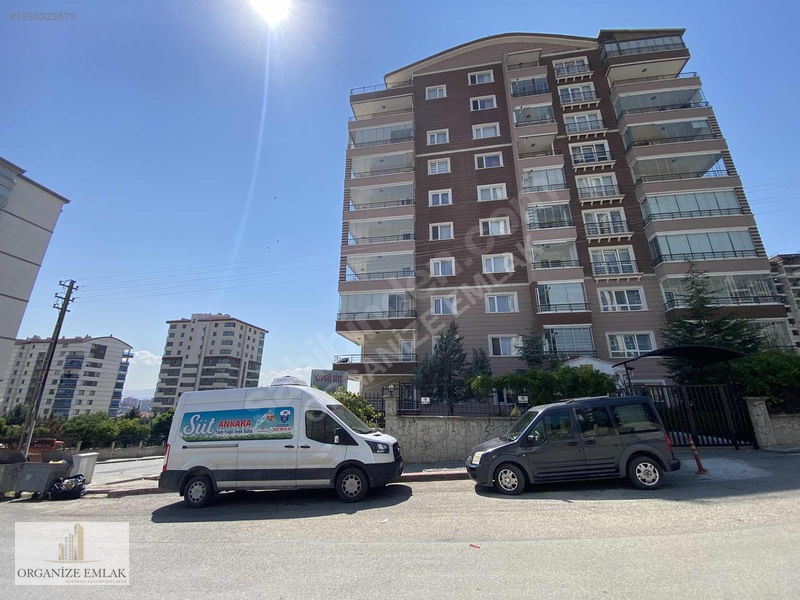 Serhat Mahallesinde 3+1 Kiralık Daire — fotoğraf 26