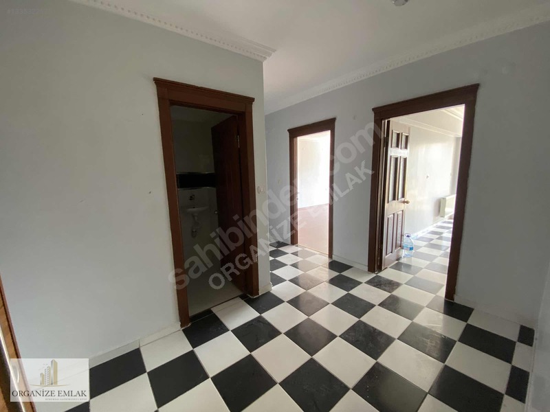 Serhat Mahallesinde 3+1 Kiralık Daire — fotoğraf 28