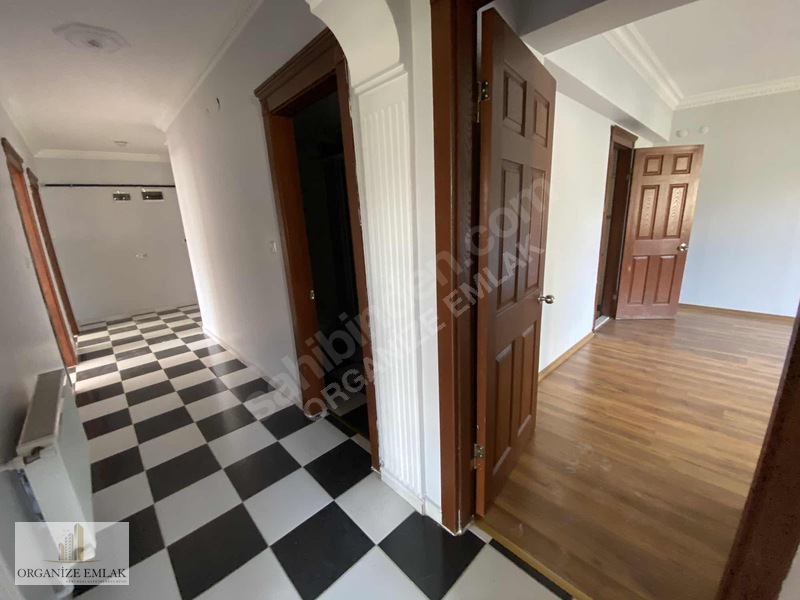 Serhat Mahallesinde 3+1 Kiralık Daire — fotoğraf 30