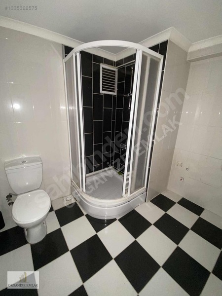 Serhat Mahallesinde 3+1 Kiralık Daire — fotoğraf 36