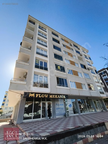 Mücahitler Mahallesi'nde Satılık 2+1 Lüks Ara Kat Daire — fotoğraf 2