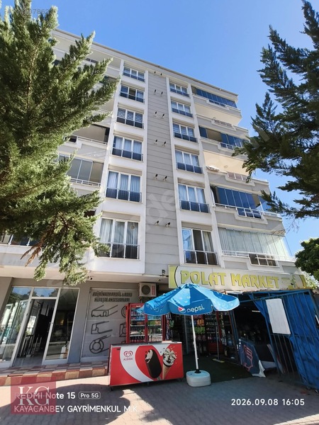 Mücahitler Mahallesi'nde Satılık 2+1 Lüks Ara Kat Daire — fotoğraf 3