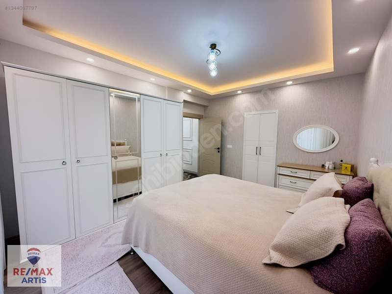 Remax Artis'ten Kombina'da Satılık 4+1 Daire — fotoğraf 15