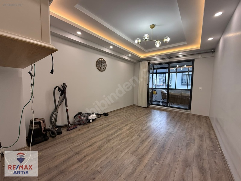 Remax Artis'ten Kombina'da Satılık 4+1 Daire — fotoğraf 18