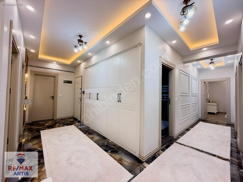 Remax Artis'ten Kombina'da Satılık 4+1 Daire — fotoğraf 25