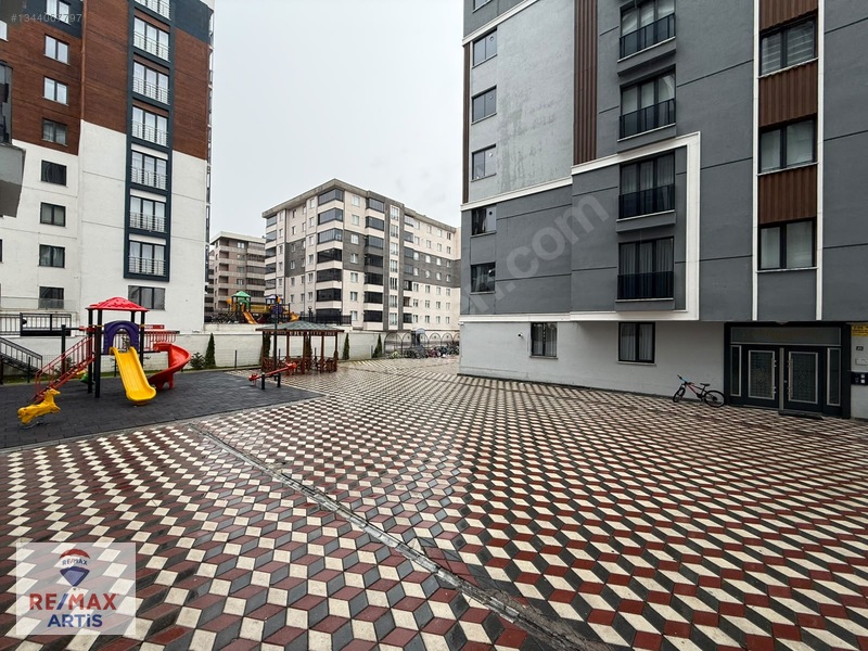 Remax Artis'ten Kombina'da Satılık 4+1 Daire — fotoğraf 31