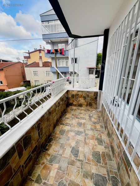 Esenevler'de Tramvaya Yakın Aidat Yok Kiralık 3+1 Daire — fotoğraf 6