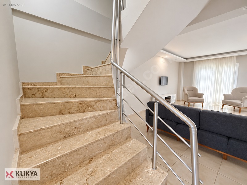 Akdeniz Mah. 420m² Arsa İçinde İskanlı Ferah Dubleks Villa — fotoğraf 8