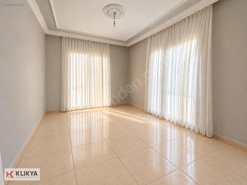 Akdeniz Mah. 420m² Arsa İçinde İskanlı Ferah Dubleks Villa — fotoğraf 10