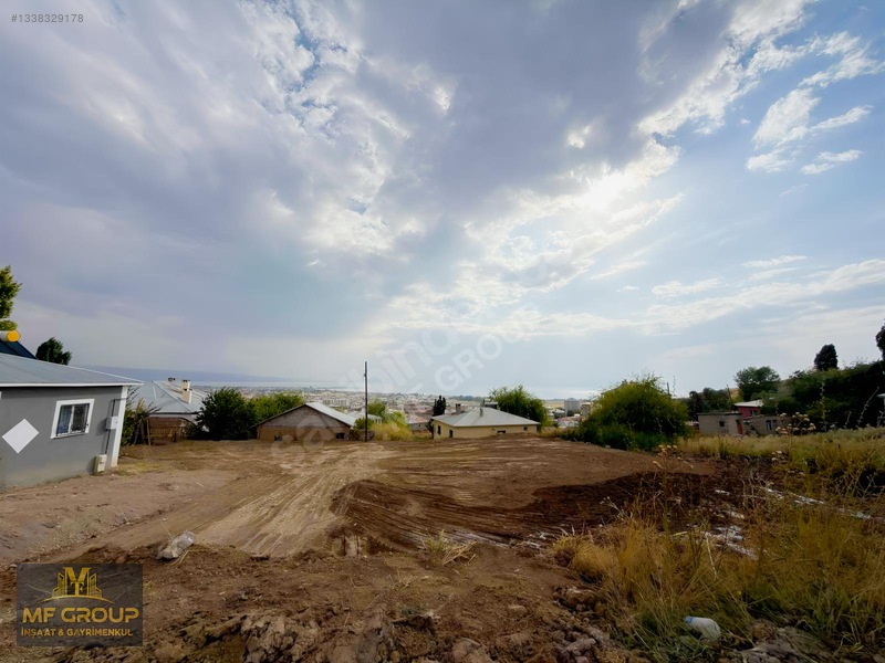 Fecr'den Kalecikte Şehir Ve Göl Manzaralı 800 Metre² Arsa — fotoğraf 3
