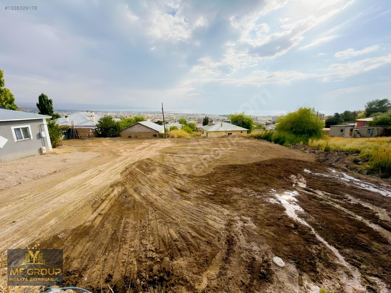 Fecr'den Kalecikte Şehir Ve Göl Manzaralı 800 Metre² Arsa — fotoğraf 4