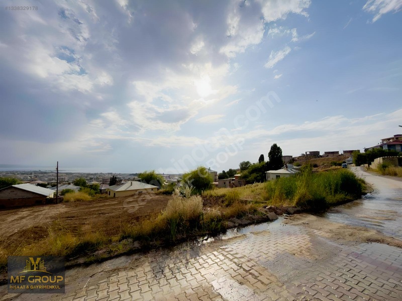 Fecr'den Kalecikte Şehir Ve Göl Manzaralı 800 Metre² Arsa — fotoğraf 7