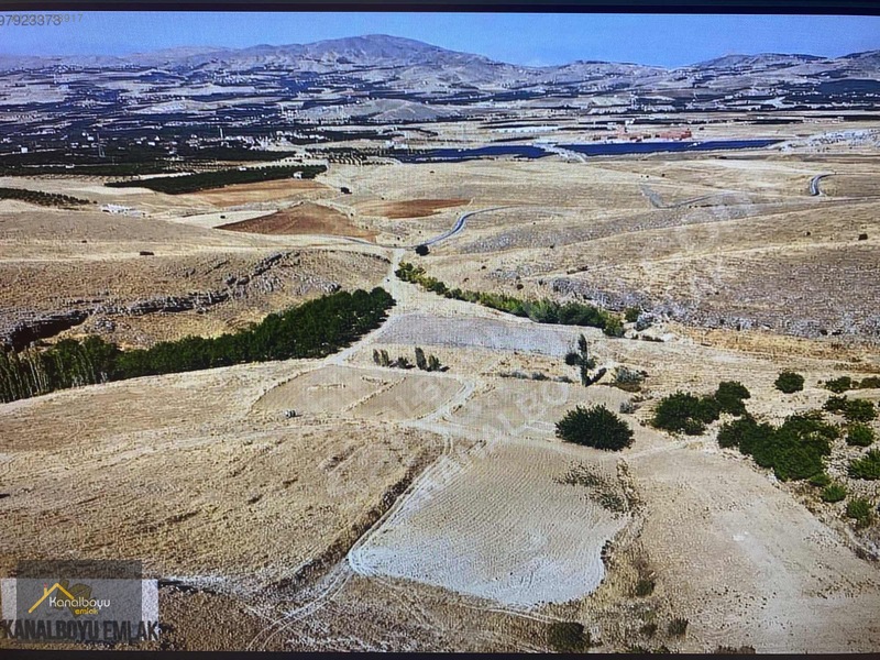 Malatyanın Gözdesi Fırıncı Mah'de 10.567 M2 Satılık Fırsat Tarla — fotoğraf 2