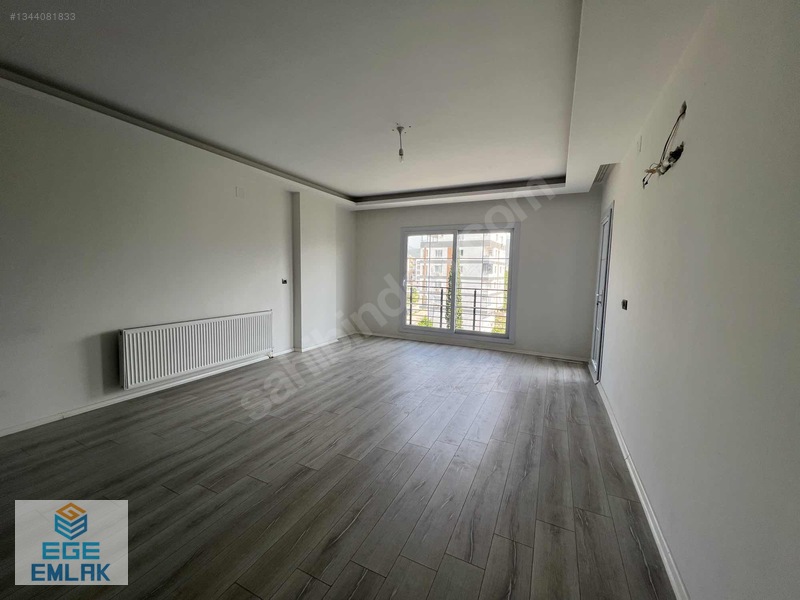 Ege Emlaktan Çaylı Mah.de 4+1 Kiralık Daire — fotoğraf 9