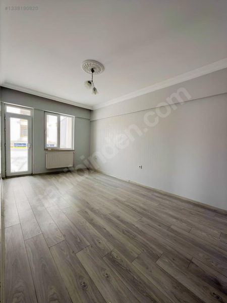 Karacaahmet Ana Cadde Üzeri 3+1 Teraslı İskanlı Krediye Uygun — fotoğraf 11