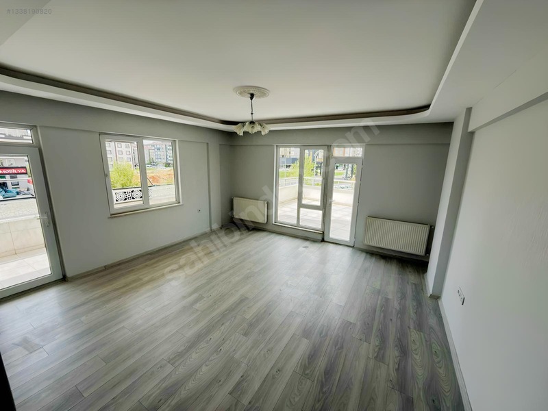 Karacaahmet Ana Cadde Üzeri 3+1 Teraslı İskanlı Krediye Uygun — fotoğraf 18