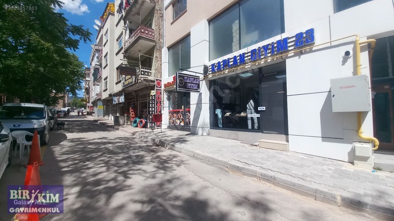 [birikim] Hürriyet Caddesinde Devren Satılık Giyim Mağazası — fotoğraf 18