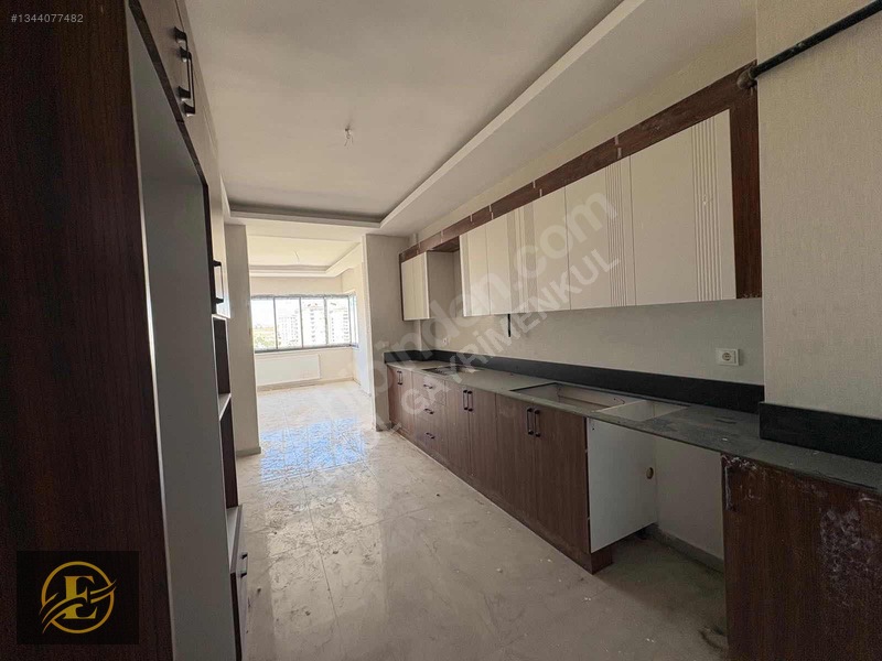 Ekol'den Beştepe De Kiralık 3,5+1 Sıfır Daire — fotoğraf 2