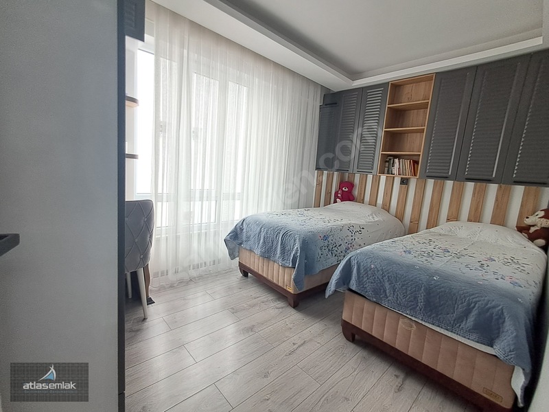 Atlas'tan Zafertepe'de Cadde Üzeri Fırsat 2+1 Daire — fotoğraf 23