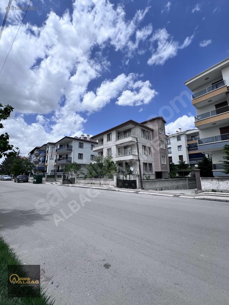 Albağ'dan Nakkaş Mah Satılık Bahçeli 3+1 Daire — fotoğraf 6