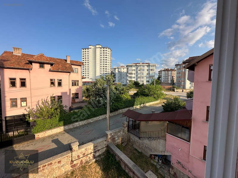 Kuzuoğlu Emlaktan Üniversiteye Yakın Satılık Daire — fotoğraf 17