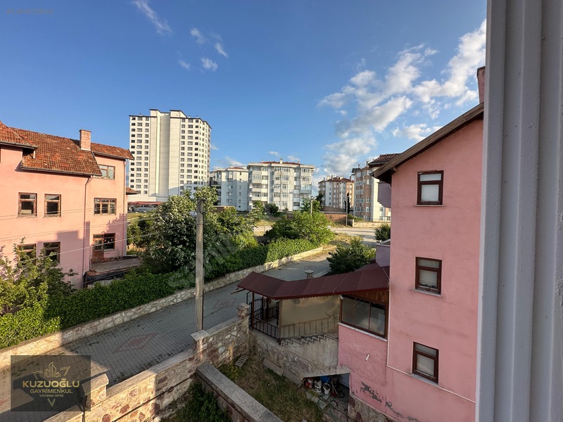 Kuzuoğlu Emlaktan Üniversiteye Yakın Satılık Daire — fotoğraf 20